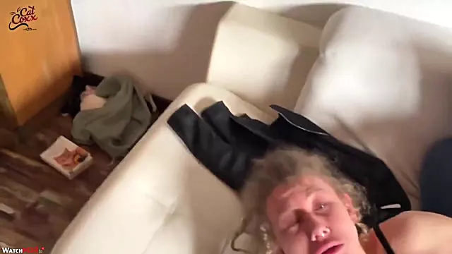 Große Tittenfick, Milf Mit Großen Titten, Brünette Deepthroat, Tattoo Brünette, Strümpfe Kehlenfick