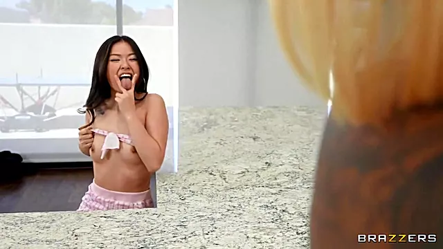 Блондинки Лесби, Брюнетка Сиськи, Big Tits Фетиш, Фут Фетиш Старый, Подруги Сиськи, Большие Сиськи Межрассовые Лесби