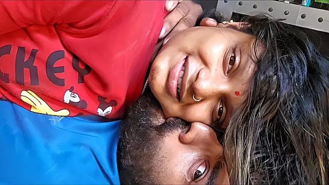 Homemade Gemuk, India Gemuk, Gemuk Kiss, Ciuman Pasangan, Buatan Rumah Handjob, Indian Memstubasi