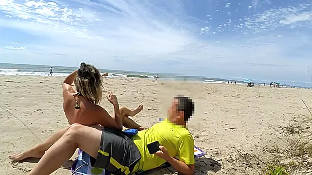 Ægte Amatører, Exhibitionist Strand, Første Gang Mor, Mor Handjob, Modne Damer Håndjob, Blondine