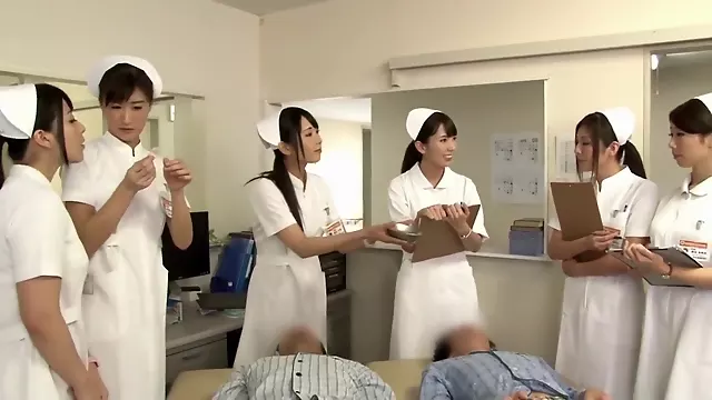 Muy Guarras, Transexuales Japonesas, Asilo De Ancianos, Stockings Japonesas, Enfermeras Putas