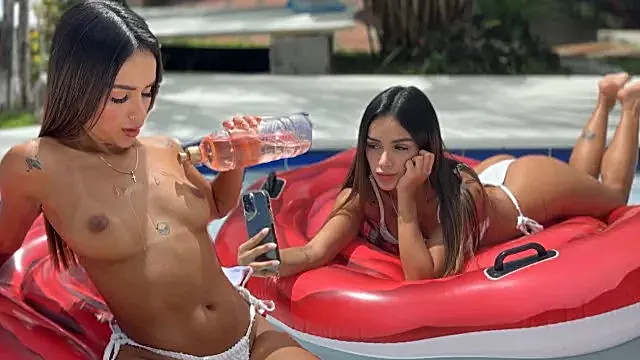 Sexy Pradilko, Masturbace Latina, Mlada Latina, Mladá Láska, Nahý U Bazénu, Nahá Na Veřejnosti