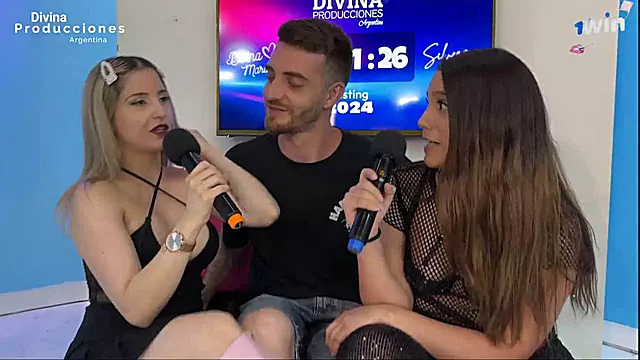 DivinaMaruuu, SilverJinx entice virgin on audition couch, greatest XXX porn!