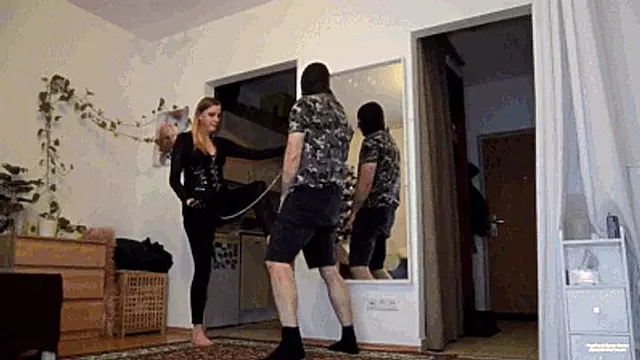 Dominacao Feminina, Dominacao Com Foot, Dominação Feminina, Pes Femininos, Ballbusting Com Pé