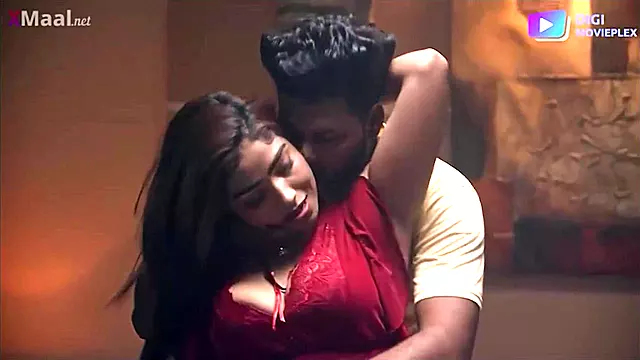 Beautiful Indian MILF horny porn scene