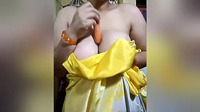Amatorska Kobieta, Amatorki, Amatorka Solo, Indian Duze Cycki, Cycate Solo, Damskie Zabawki